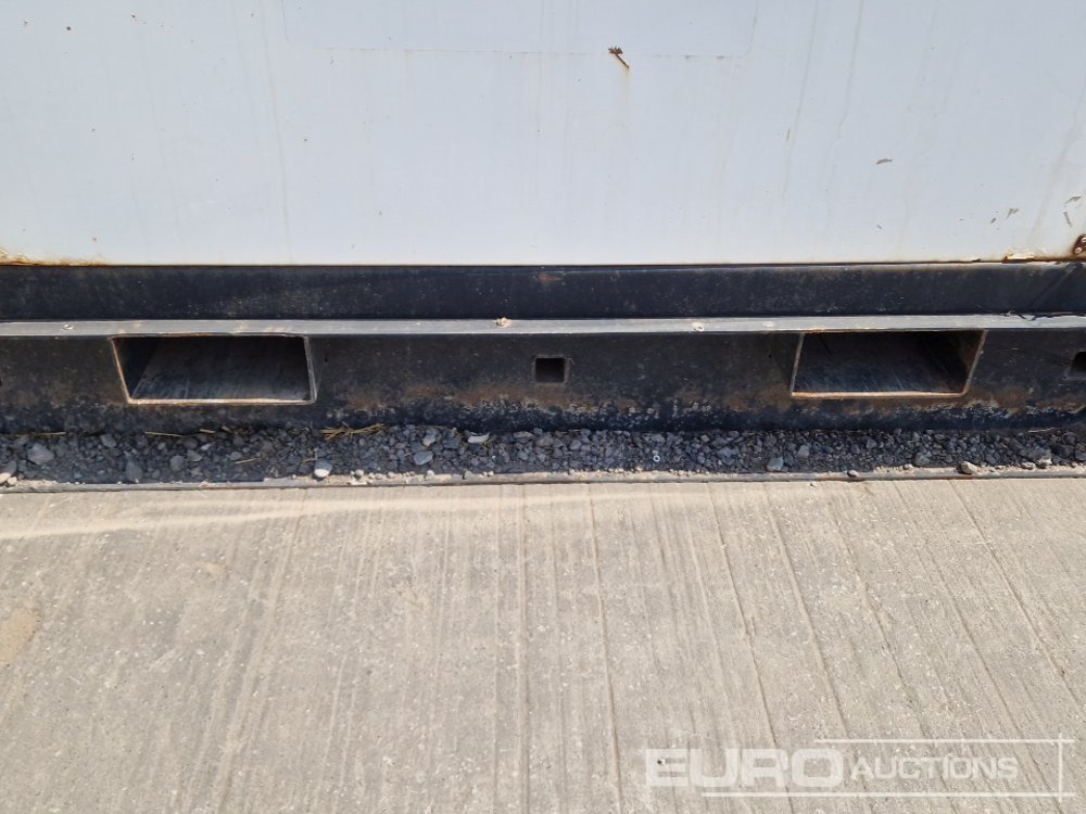 Equipo de construcción Off Grid 400 Volt Battery Bank Canopy (No Batteries) (Spares): foto 9