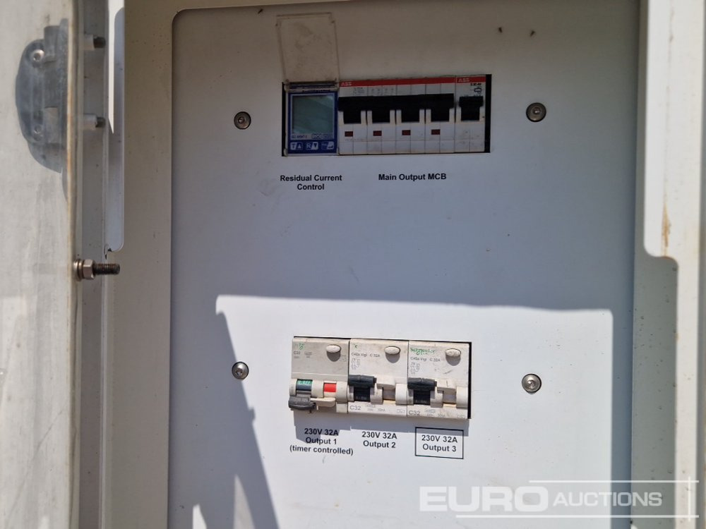 Equipo de construcción Off Grid 400 Volt Battery Bank Canopy (No Batteries) (Spares): foto 14