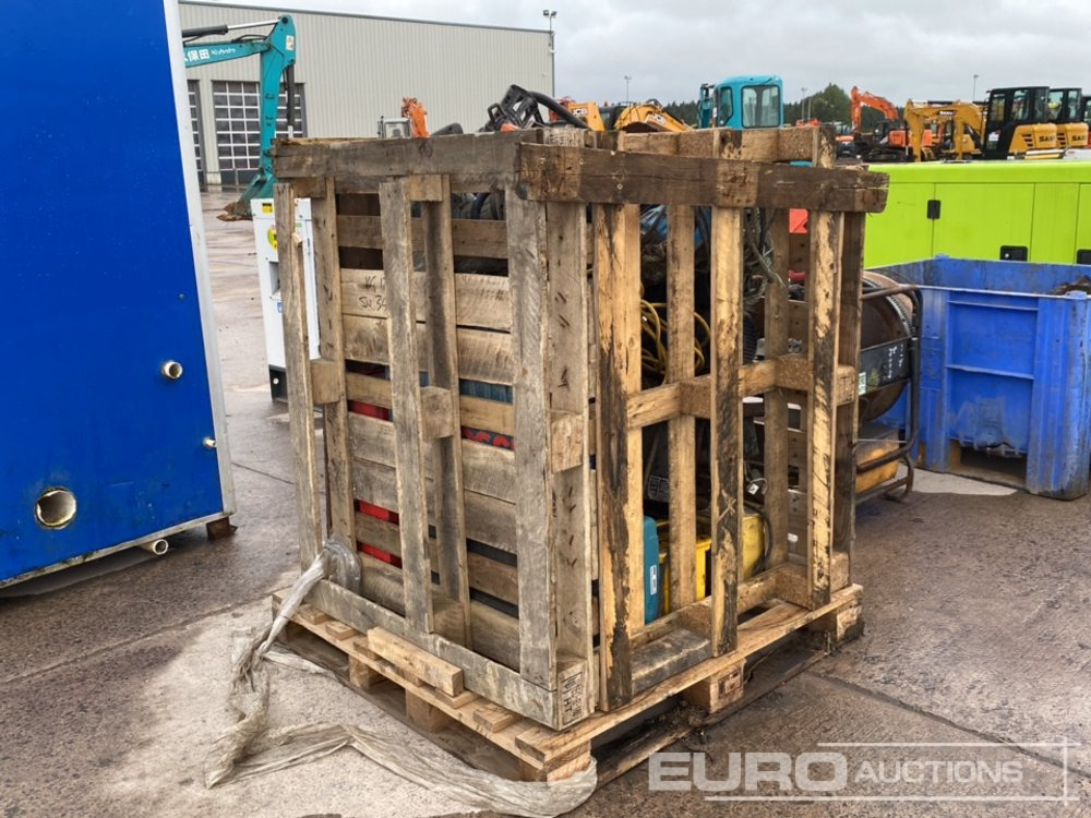 Pallet of Equipment - Equipo de construcción: foto 1 Pallet of Equipment - Equipo de construcción: foto 1