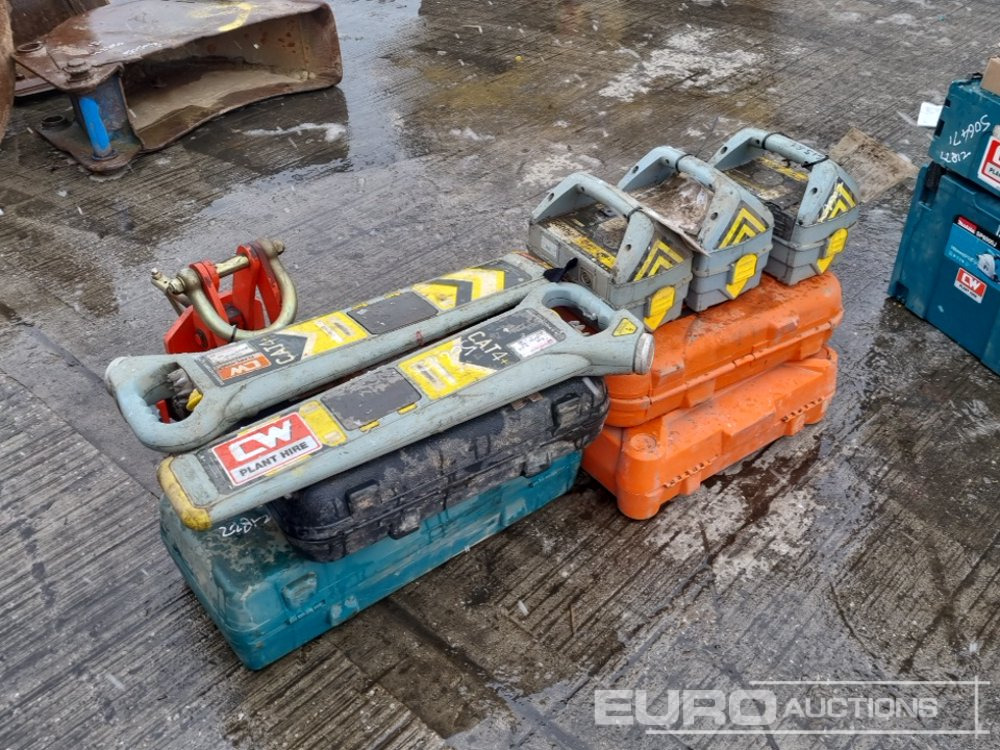 Radio Cable Detector (5 of), Bosch 110Volt Grinder, Bohrmaster 110Volt Mag Drill, Spitfire P370 Nail Gun, Paslode IM350+ Battery Nail Gun, Tiger APT-0600 6 Ton Adjustable Trolley - Equipo de construcción: foto 3 Radio Cable Detector (5 of), Bosch 110Volt Grinder, Bohrmaster 110Volt Mag Drill, Spitfire P370 Nail Gun, Paslode IM350+ Battery Nail Gun, Tiger APT-0600 6 Ton Adjustable Trolley - Equipo de construcción: foto 3