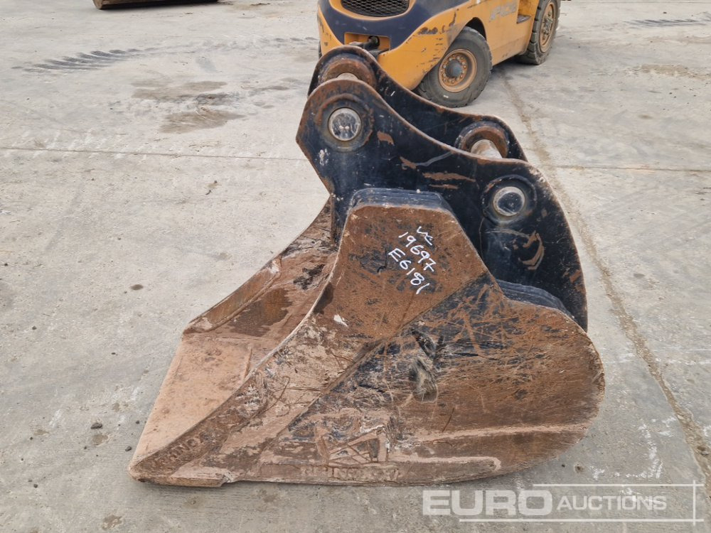 Rhinox 24" Digging Bucket 65mm Pin to suit 13 Ton Excavator - Cazo: foto 2 Rhinox 24" Digging Bucket 65mm Pin to suit 13 Ton Excavator - Cazo: foto 2