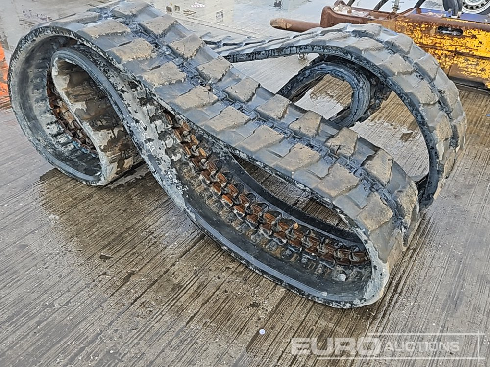 Rubber Track to suit Komatsu PC55 (2 of) - Oruga para Maquinaria de construcción: foto 3 Rubber Track to suit Komatsu PC55 (2 of) - Oruga para Maquinaria de construcción: foto 3