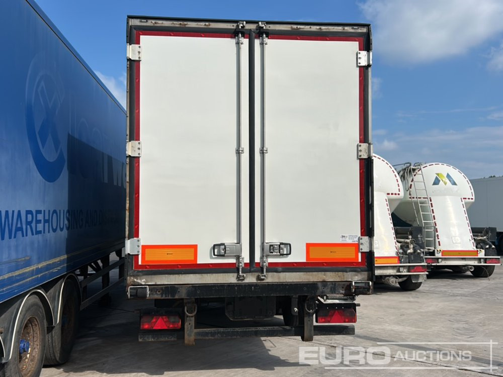 Schmitz Cargobull SKO24/L 45' Tri Axle Fridge Trailer (No Equipment) - Semirremolque caja cerrada: foto 3 Schmitz Cargobull SKO24/L 45' Tri Axle Fridge Trailer (No Equipment) - Semirremolque caja cerrada: foto 3