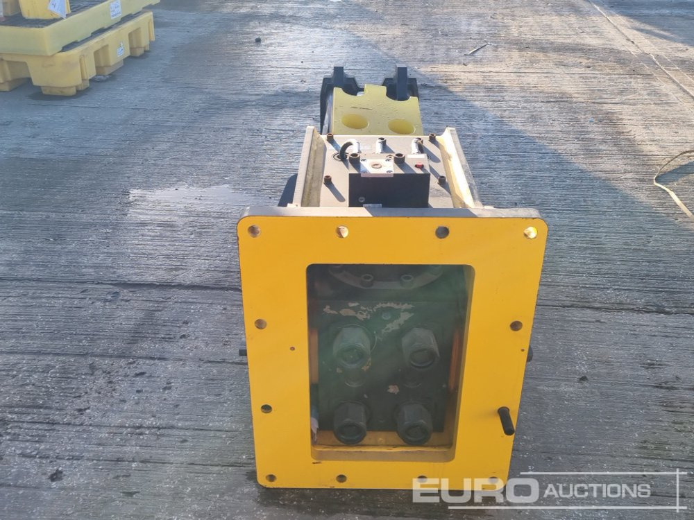 Soosan SQ80 - Martillo hidráulico: foto 4 Soosan SQ80 - Martillo hidráulico: foto 4