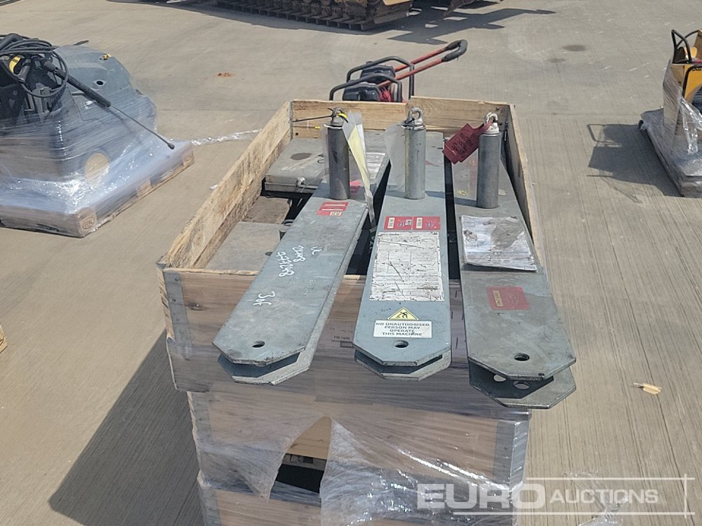 Stillage of Base Weights & Man Anchors (3 of) - Equipo de construcción: foto 4 Stillage of Base Weights & Man Anchors (3 of) - Equipo de construcción: foto 4