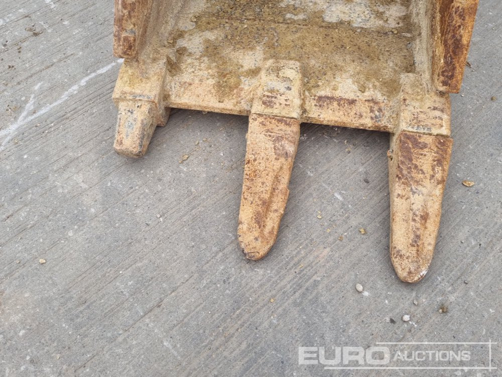 Cazo Strickland 24" Digging Bucket 65mm Pin to suit 13 Ton Excavator: foto 9