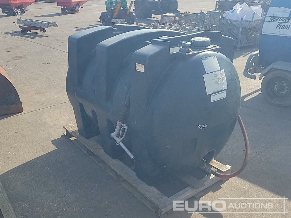 Titan Static Plastic Oil Bowser - Tanque de almacenamiento: foto 3 Titan Static Plastic Oil Bowser - Tanque de almacenamiento: foto 3