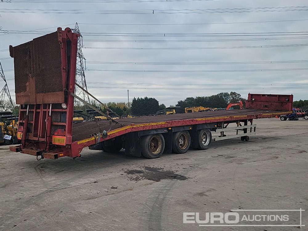 Tri Axle Low Loader Trailer, Winch, Hydraulic Ramp - Semirremolque góndola rebajadas: foto 5 Tri Axle Low Loader Trailer, Winch, Hydraulic Ramp - Semirremolque góndola rebajadas: foto 5