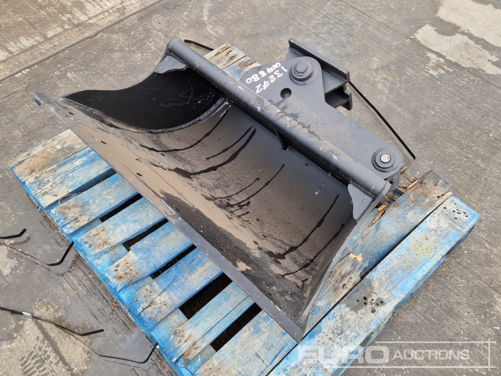 Unused 2024 Hardlife 40" Hydraulic Tilting Bucket - Cazo: foto 1 Unused 2024 Hardlife 40" Hydraulic Tilting Bucket - Cazo: foto 1