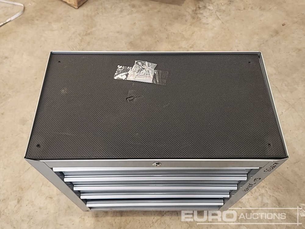 Equipo de taller Unused 5 Drawer Tool Box & Tools: foto 10