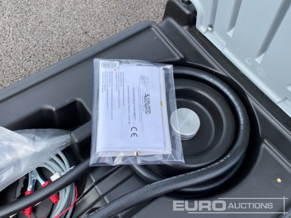 Tanque de almacenamiento Unused Emiliana Serbatoi 220 Litre Carry Bowser: foto 12 Tanque de almacenamiento Unused Emiliana Serbatoi 220 Litre Carry Bowser: foto 12