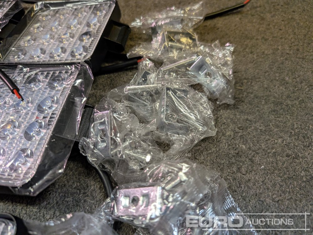 Equipo de construcción Unused LED Work Lights, 48w, 12V/24V, Adjustable Bracket, IP67 Waterproof, 6000k White (10 of): foto 11