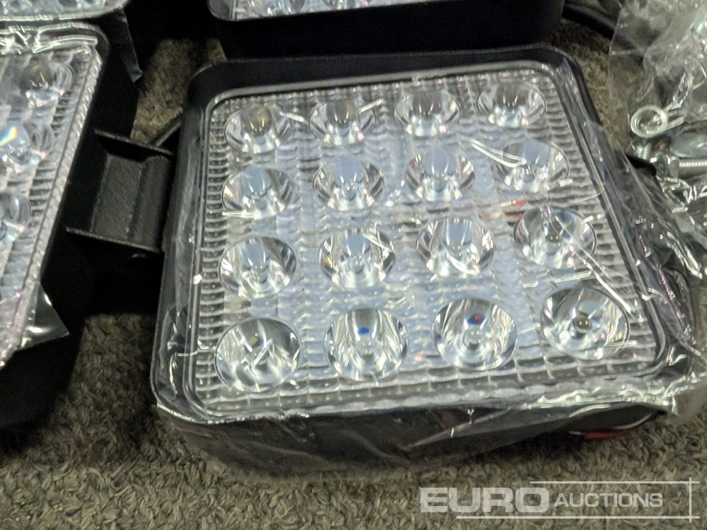 Equipo de construcción Unused LED Work Lights, 48w, 12V/24V, Adjustable Bracket, IP67 Waterproof, 6000k White (10 of): foto 8