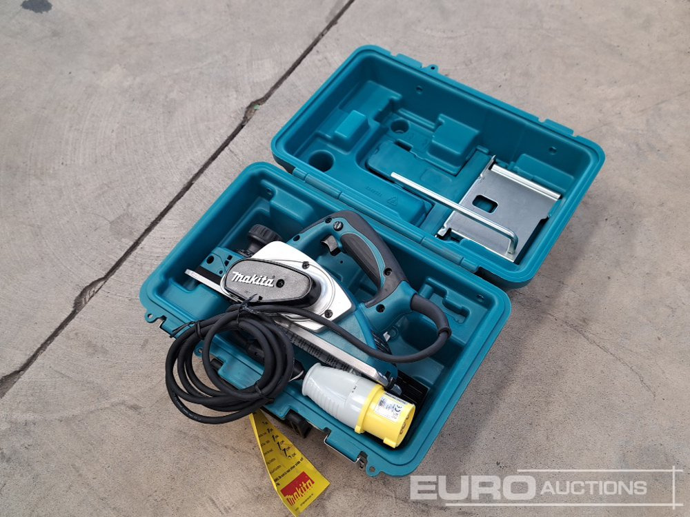 Unused Makita 110v Planer - Equipo de construcción: foto 1 Unused Makita 110v Planer - Equipo de construcción: foto 1