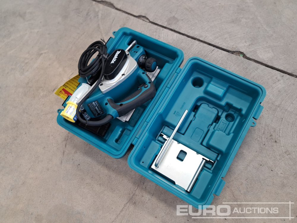 Unused Makita 110v Planer - Equipo de construcción: foto 3 Unused Makita 110v Planer - Equipo de construcción: foto 3