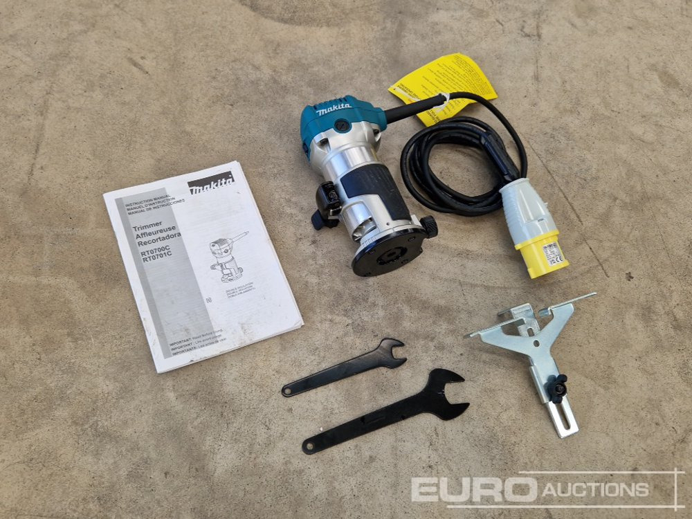 Unused Makita RT0700C 110v Router - Equipo de construcción: foto 1 Unused Makita RT0700C 110v Router - Equipo de construcción: foto 1