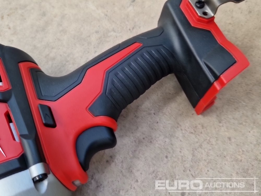 Equipo de construcción Unused Milwaukee M18 1/2 Cordless Impact Wrench (Body Only): foto 7