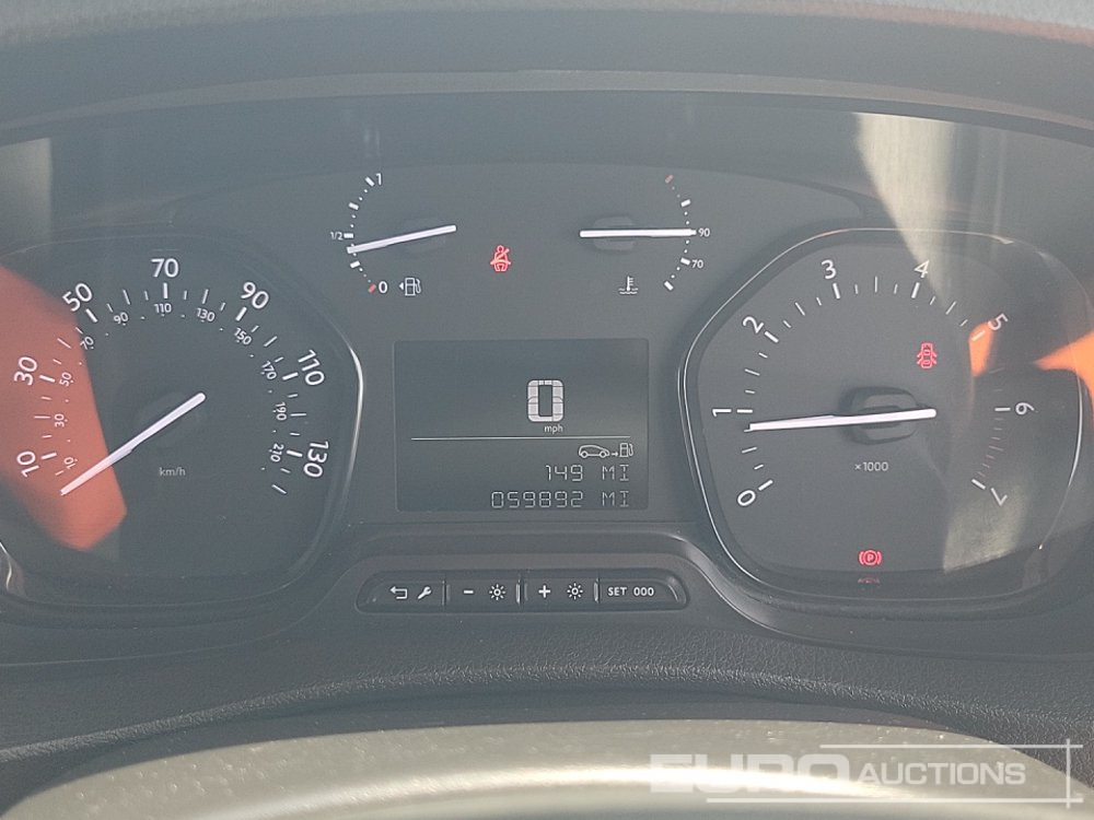Furgoneta pequeña Vauxhall Vivaro: foto 30