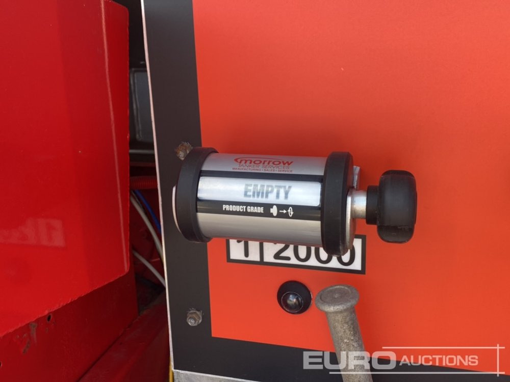 Camión cisterna Volvo FL-240: foto 19