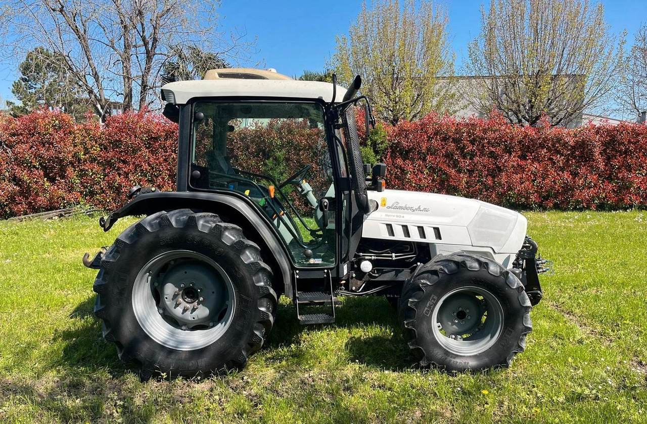 Trattore usato Lamborghini Spire 90.4 - 2015 - Tractor: foto 5 Trattore usato Lamborghini Spire 90.4 - 2015 - Tractor: foto 5