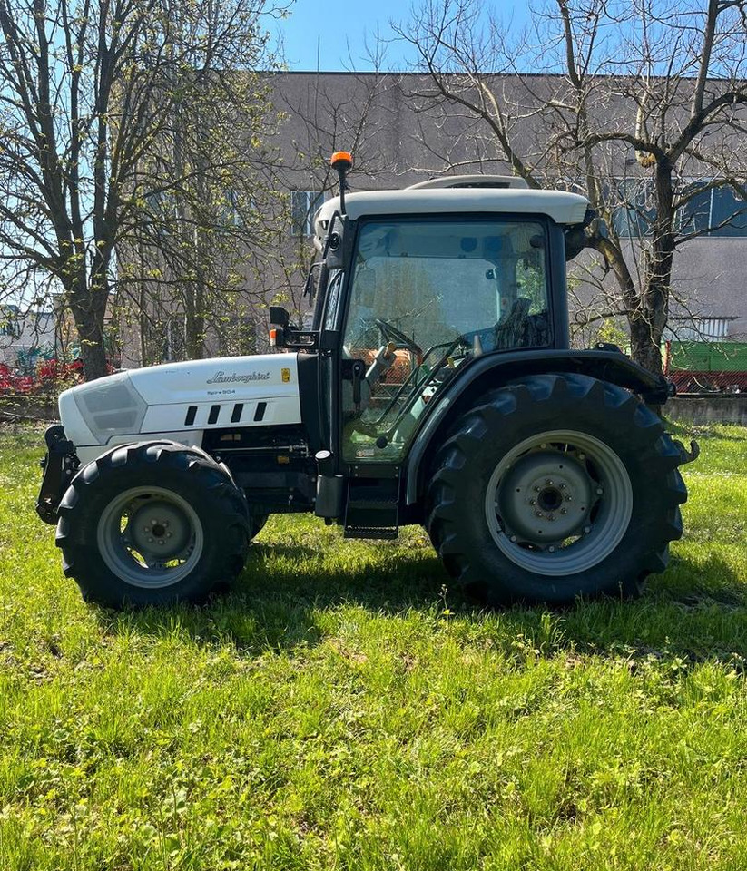 Trattore usato Lamborghini Spire 90.4 - 2015 - Tractor: foto 2 Trattore usato Lamborghini Spire 90.4 - 2015 - Tractor: foto 2