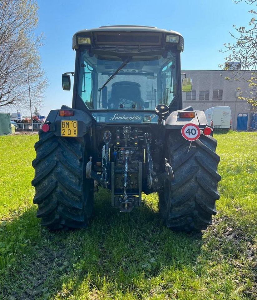 Trattore usato Lamborghini Spire 90.4 - 2015 - Tractor: foto 4 Trattore usato Lamborghini Spire 90.4 - 2015 - Tractor: foto 4