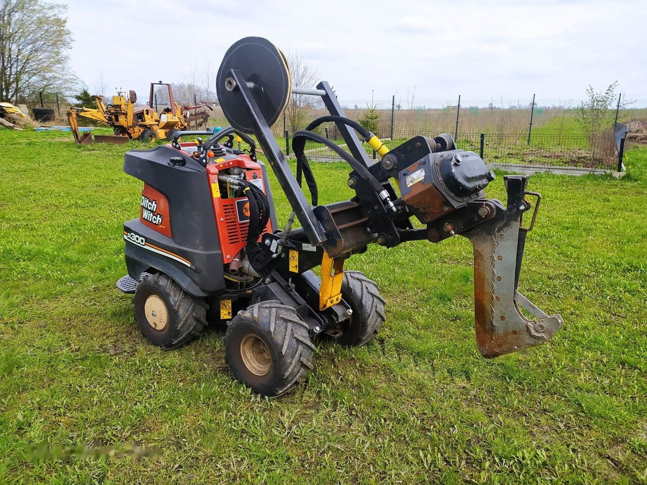 Zanjadora Ditch-Witch Zahn R300: foto 6 Zanjadora Ditch-Witch Zahn R300: foto 6