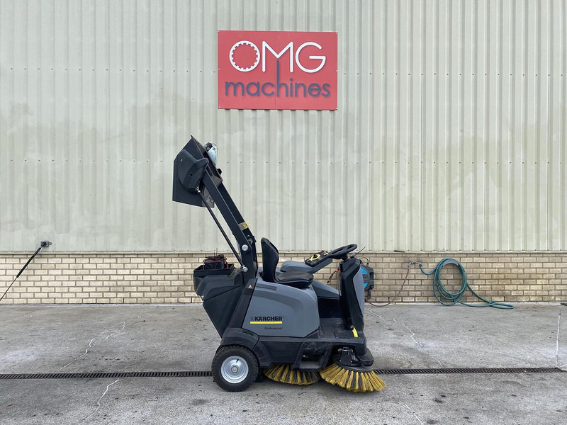 Kärcher KM 105/110 R Bp, Veegmachine, hoogkieper - Barredora vial: foto 2 Kärcher KM 105/110 R Bp, Veegmachine, hoogkieper - Barredora vial: foto 2