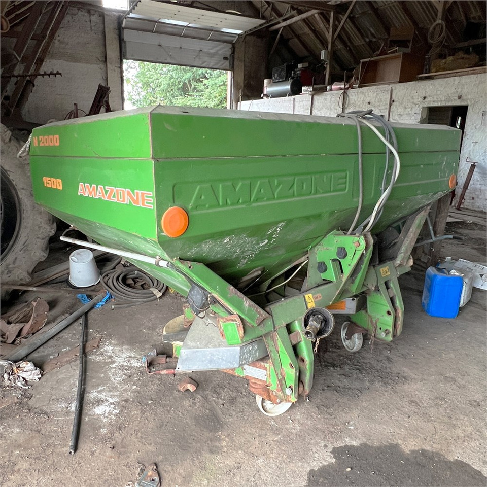 Amazone ZA-M Max - Maquinaria para fertilización: foto 1 Amazone ZA-M Max - Maquinaria para fertilización: foto 1