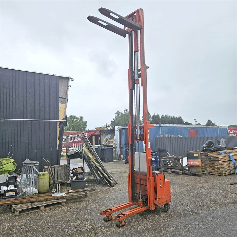 BT LSF 1250E - Transpaleta: foto 1 BT LSF 1250E - Transpaleta: foto 1