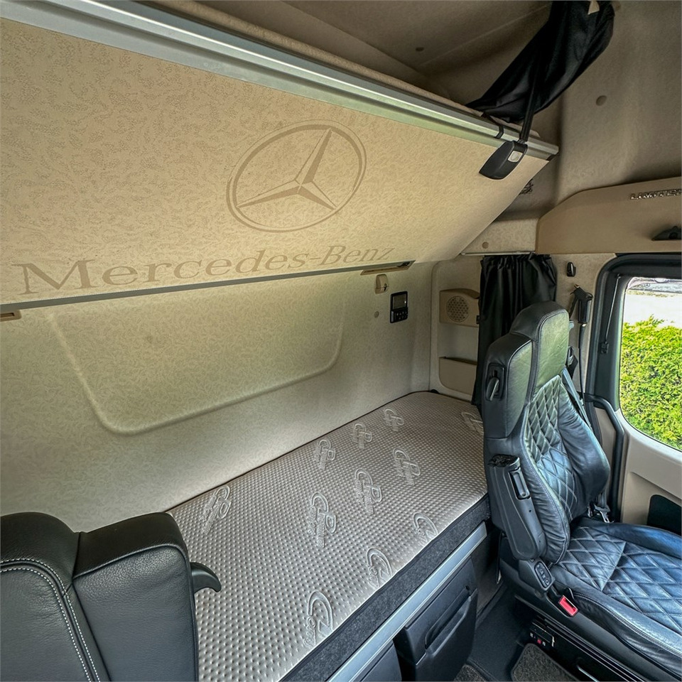 Cabeza tractora Mercedes 2653 LSDNA 6X2 Gigaspace: foto 16