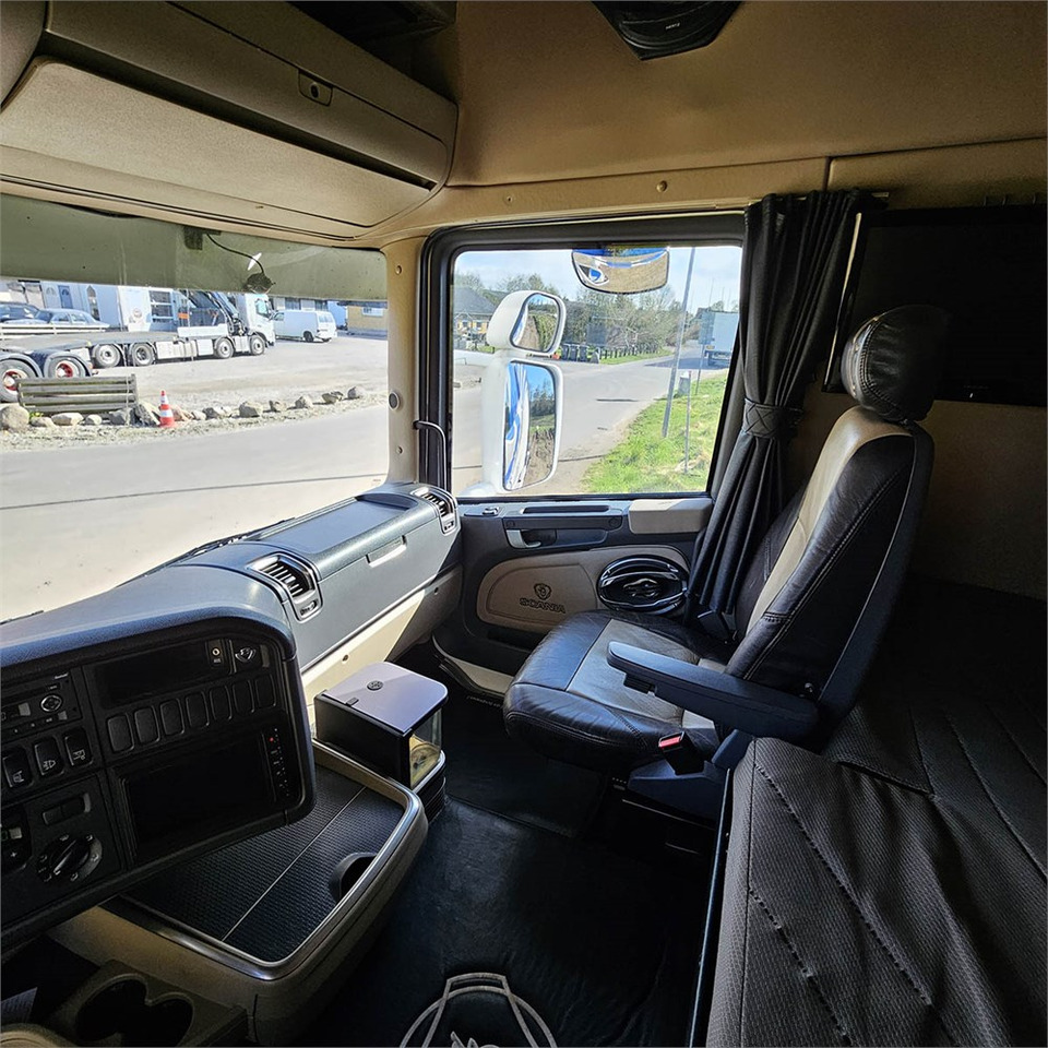 Cabeza tractora Scania R 560 LA6X2 4MNB: foto 12