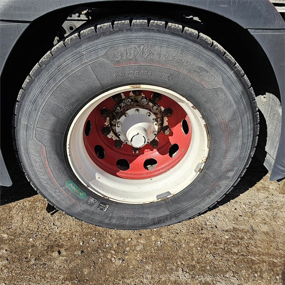 Cabeza tractora Scania R 560 LA6X2 HNB: foto 43