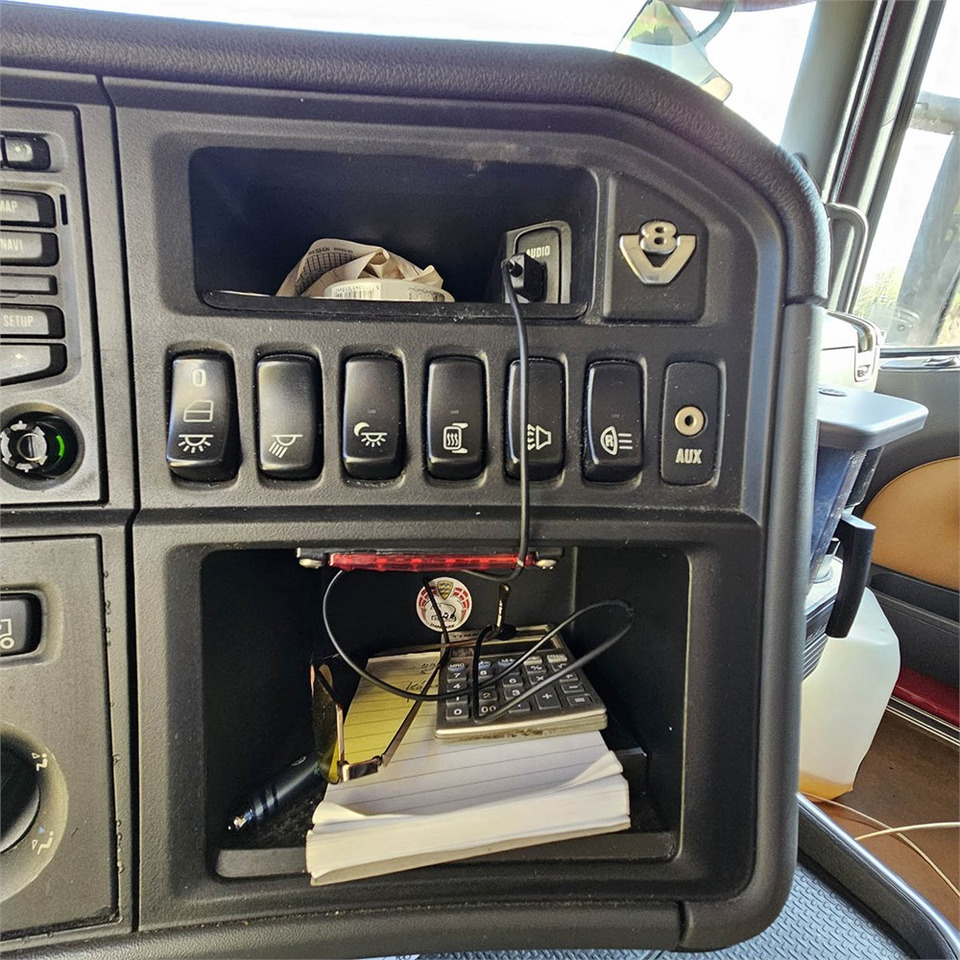 Cabeza tractora Scania R 560 LA6X2 HNB: foto 18