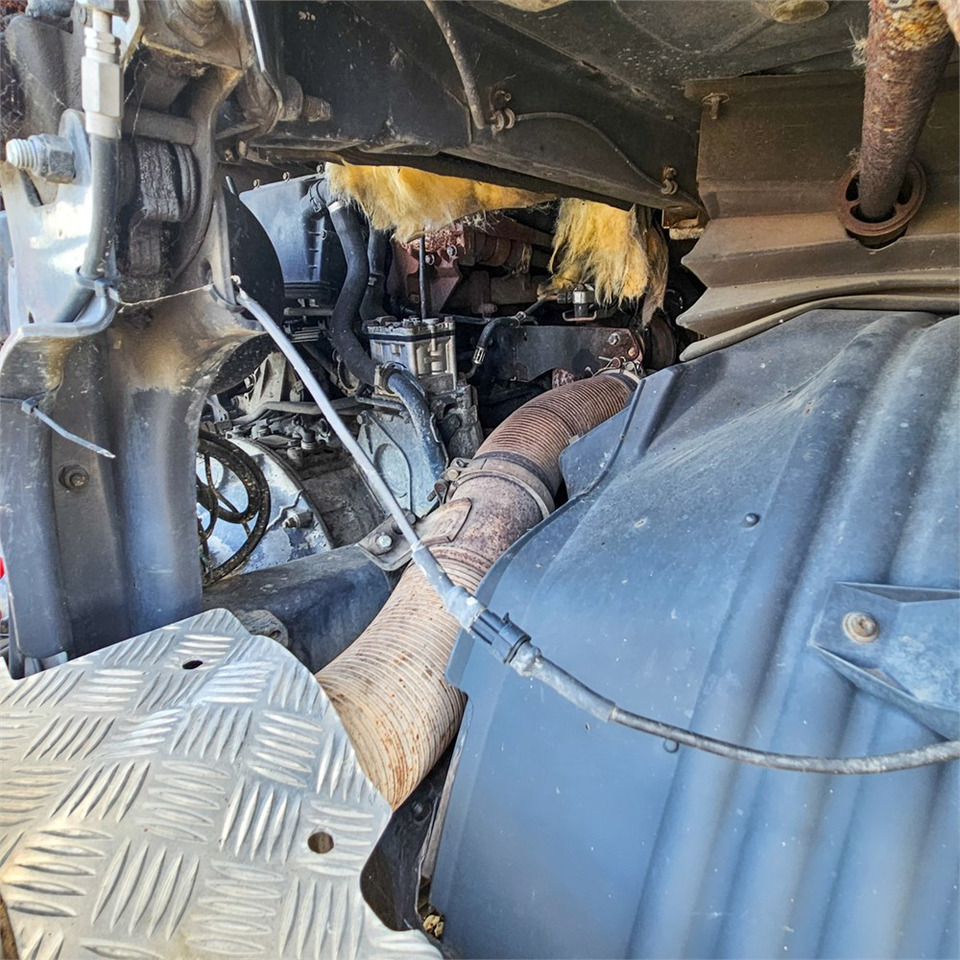 Cabeza tractora Scania R470 LA 6x2/4: foto 32 Cabeza tractora Scania R470 LA 6x2/4: foto 32