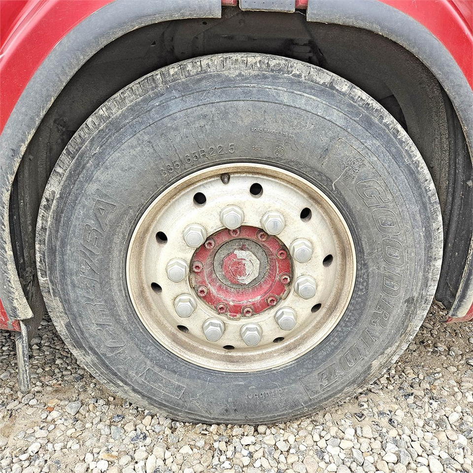 Cabeza tractora Scania R560: foto 41