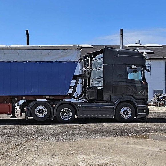 Scania V8 PGR 730 - Cabeza tractora: foto 5 Scania V8 PGR 730 - Cabeza tractora: foto 5