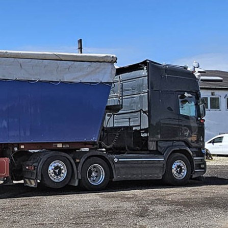 Scania V8 PGR 730 - Cabeza tractora: foto 4 Scania V8 PGR 730 - Cabeza tractora: foto 4