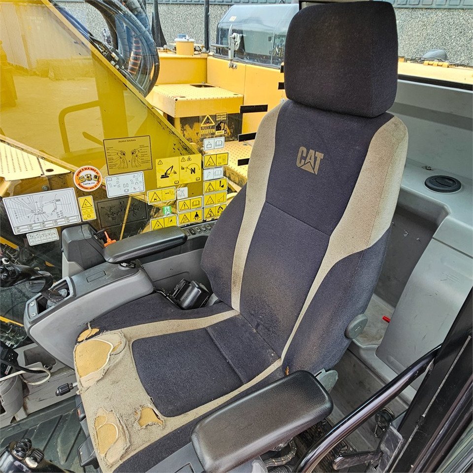 Excavadora de cadenas Caterpillar 325 FLCR: foto 12