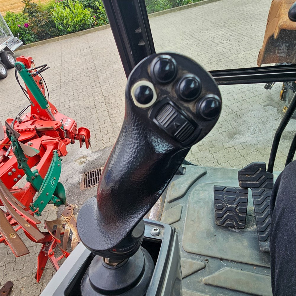 Excavadora de cadenas Caterpillar 325 FLCR: foto 17