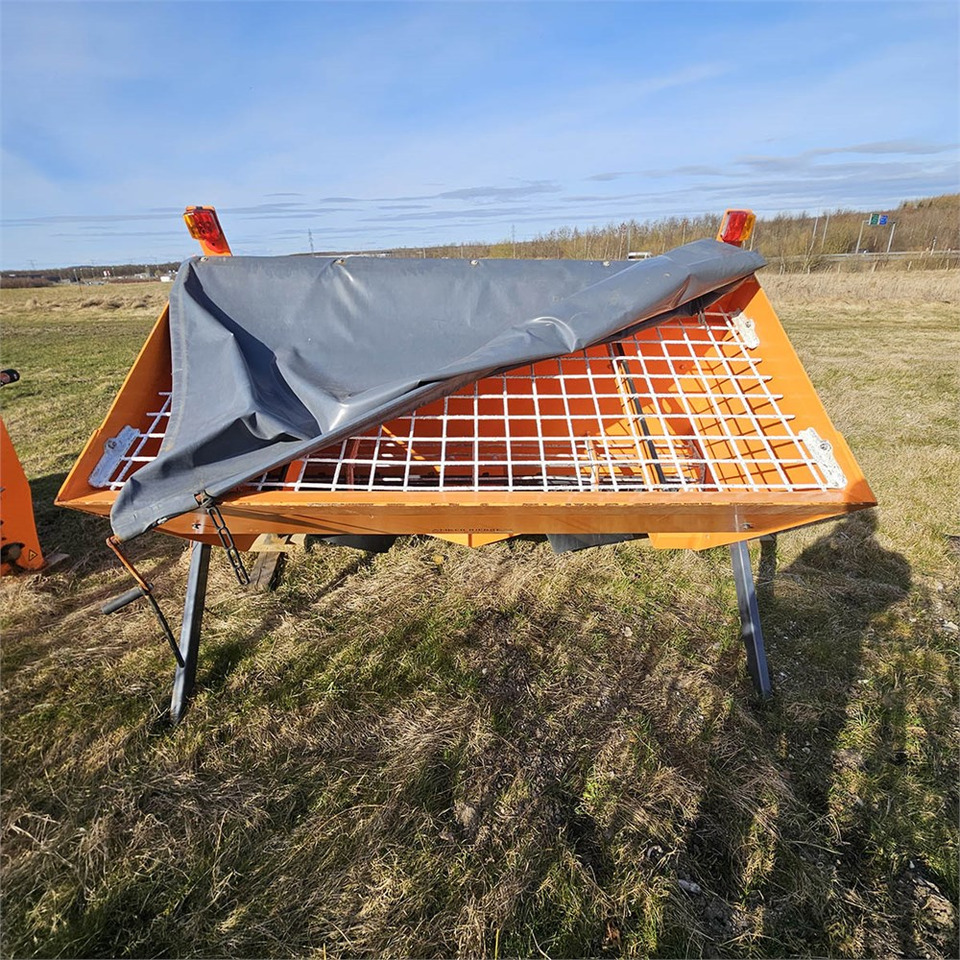 Epoke SNOWLINE TSL 16 - Esparcidor de sal: foto 3 Epoke SNOWLINE TSL 16 - Esparcidor de sal: foto 3