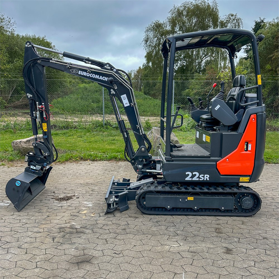 Eurocomach 22SR - Miniexcavadora: foto 1 Eurocomach 22SR - Miniexcavadora: foto 1