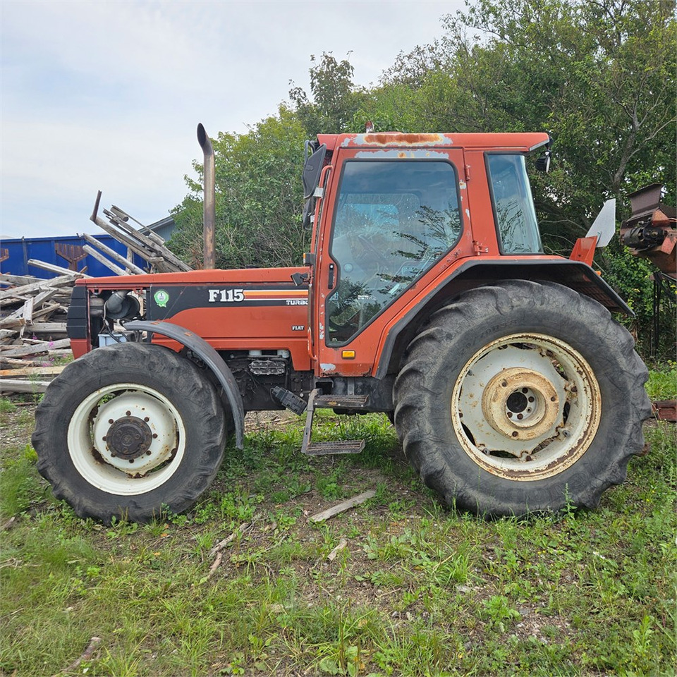 Fiat F115DT/FR - Tractor: foto 2 Fiat F115DT/FR - Tractor: foto 2