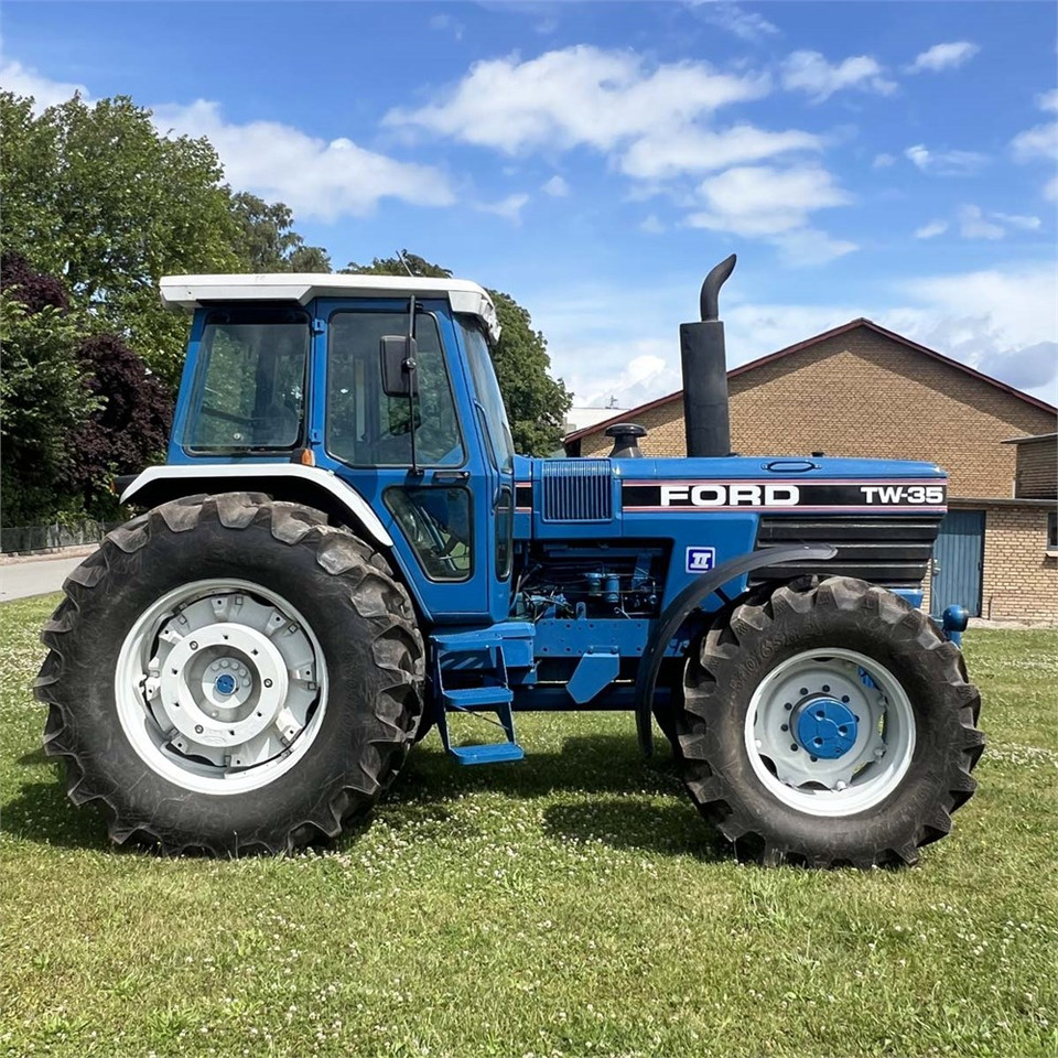 Ford TW 35 - Tractor: foto 3 Ford TW 35 - Tractor: foto 3