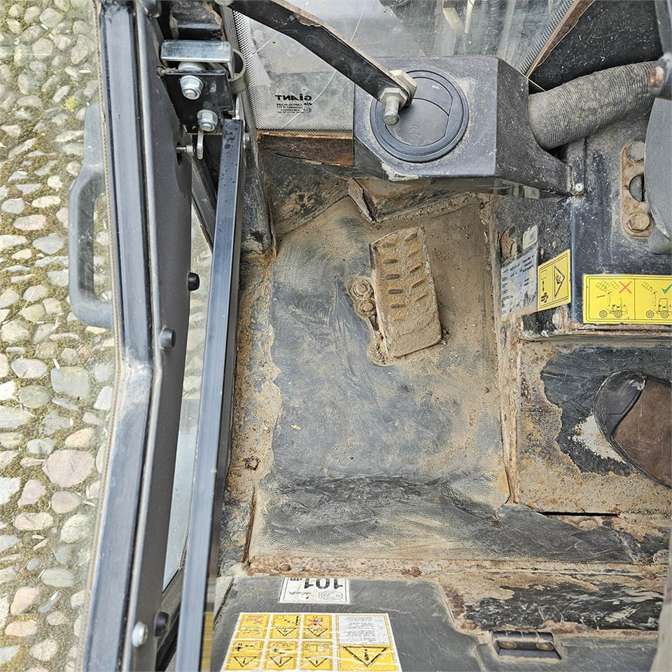 Cargadora de ruedas Giant V452T HD: foto 22