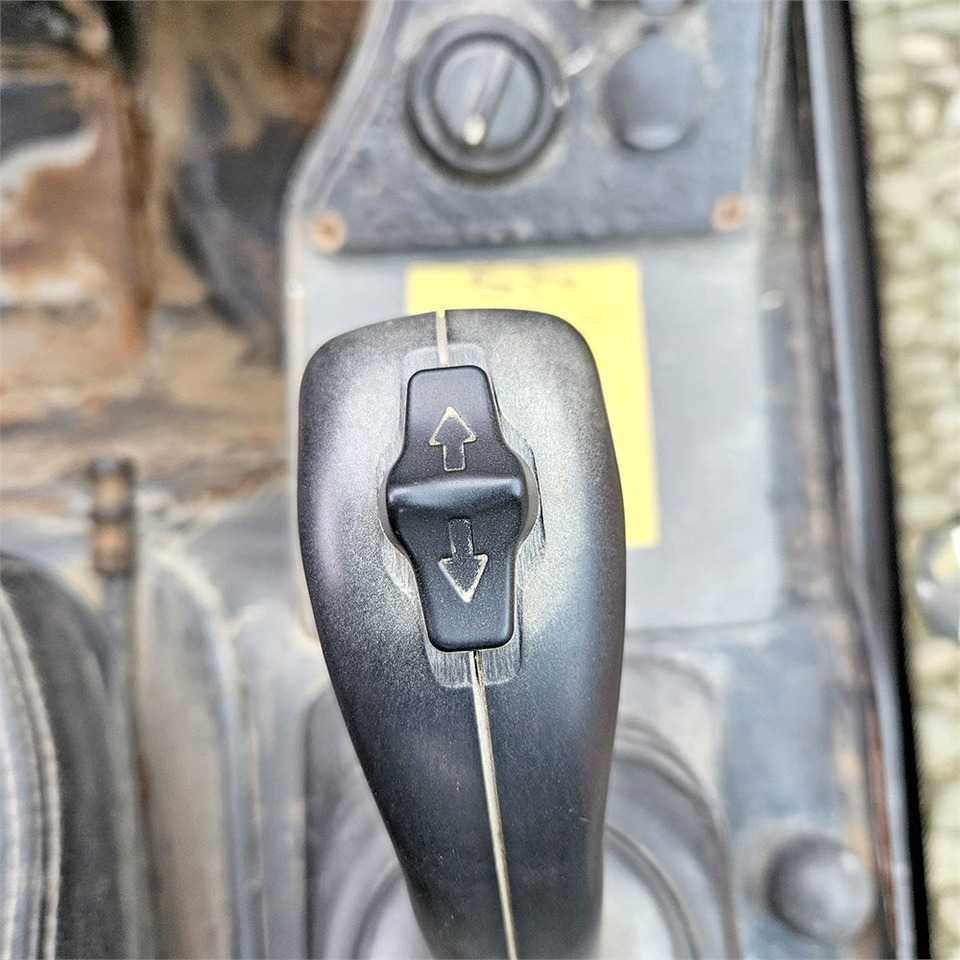 Cargadora de ruedas Giant V452T HD: foto 13