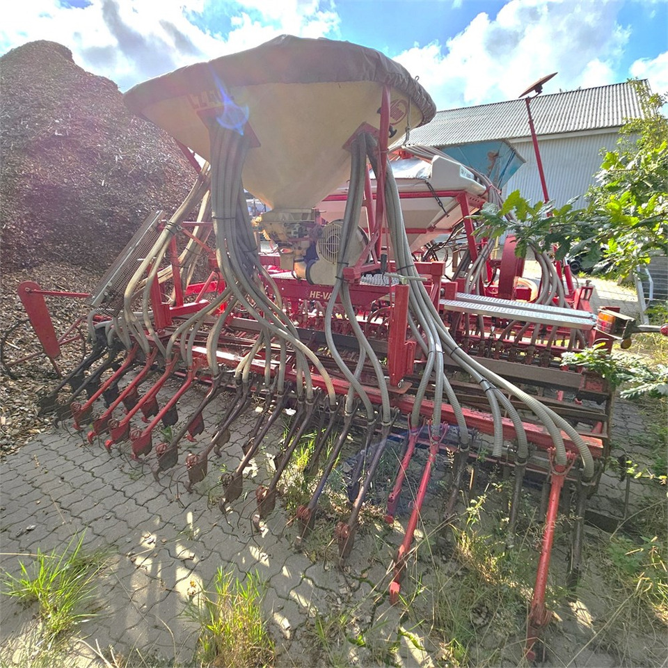 HE-VA Combi-Dan 3000 - Maquinaria de siembra: foto 3 HE-VA Combi-Dan 3000 - Maquinaria de siembra: foto 3