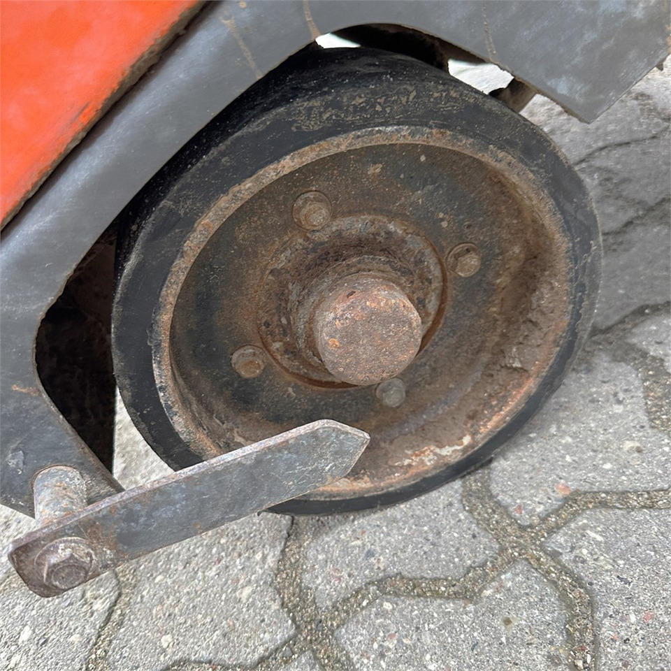 Leasing para Husqvarna FS7000 D Husqvarna FS7000 D: foto 24 Leasing para Husqvarna FS7000 D Husqvarna FS7000 D: foto 24