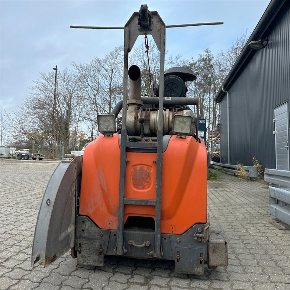 Leasing para Husqvarna FS7000 D Husqvarna FS7000 D: foto 8 Leasing para Husqvarna FS7000 D Husqvarna FS7000 D: foto 8