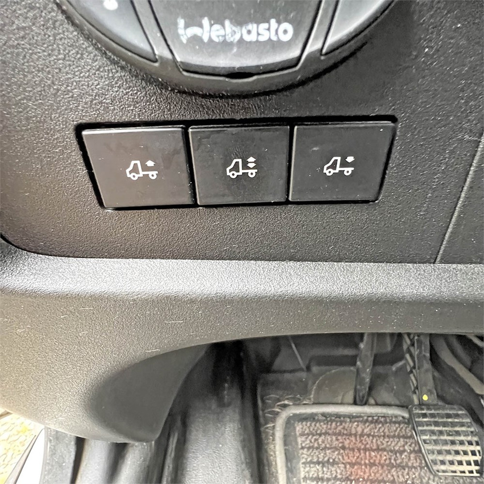 Furgón Iveco 35s18: foto 27